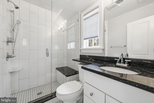 2111 32ND PL SE, Washington, DC 20020