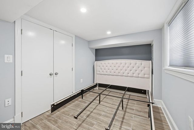 2111 32ND PL SE, Washington, DC 20020