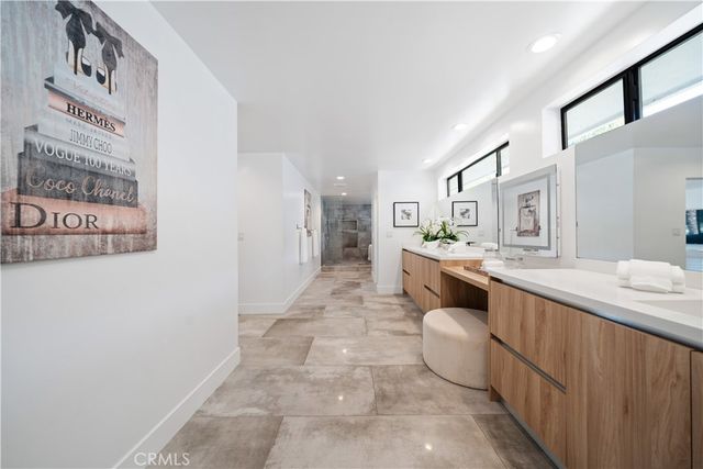 5265 Del Moreno Drive, Woodland Hills, CA 91364