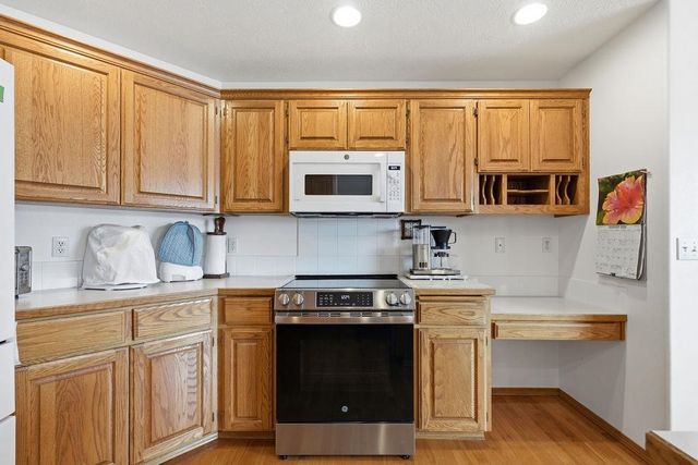 11004 N ACOMA ST St, Spokane, WA 99208