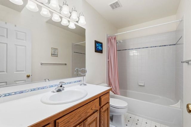 11004 N ACOMA ST St, Spokane, WA 99208