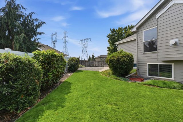 11004 N ACOMA ST St, Spokane, WA 99208
