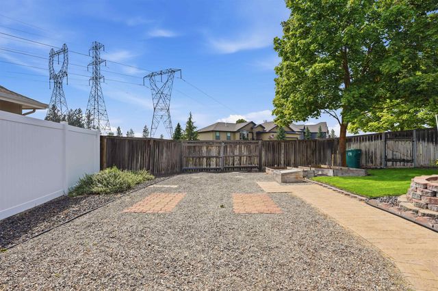 11004 N ACOMA ST St, Spokane, WA 99208