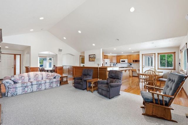 11004 N ACOMA ST St, Spokane, WA 99208