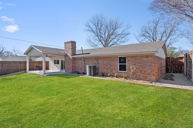 1512 Springbrook Street, Mesquite, TX 75149