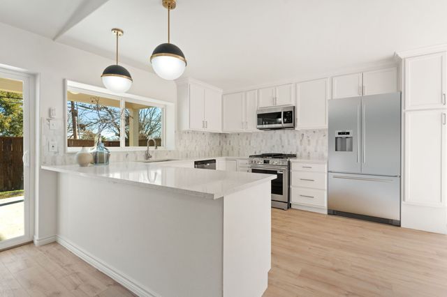 1512 Springbrook Street, Mesquite, TX 75149