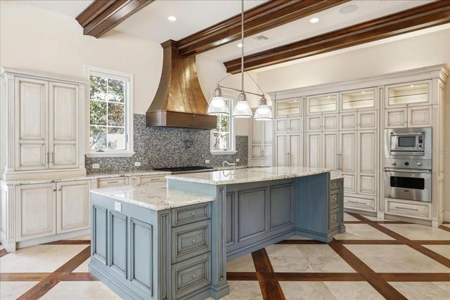 4906 AVIVA GARDEN COURT, Windermere, FL 34786