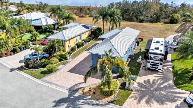 3272 FISH HAWK DRIVE, Polk City, FL 33868