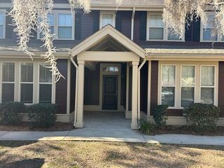 5562 Colonial Chatsworth Circle, North Charleston, SC 29418