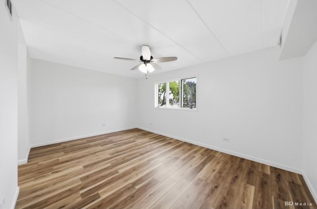 11045 S Theresa Circle 2B, Palos Hills, IL 60465
