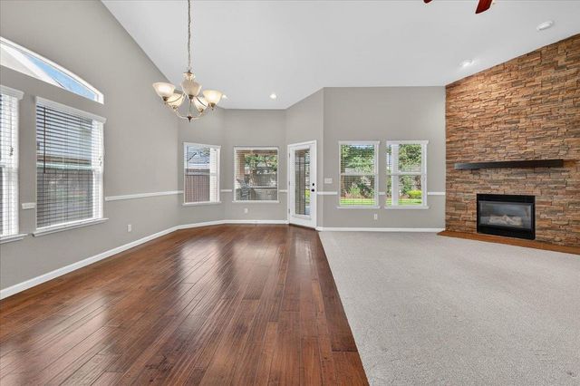 647 Moody Avenue, Clovis, CA 93619