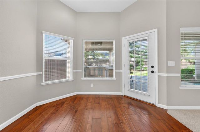 647 Moody Avenue, Clovis, CA 93619