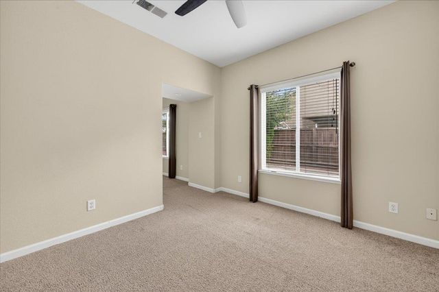 647 Moody Avenue, Clovis, CA 93619