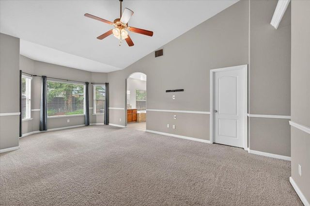 647 Moody Avenue, Clovis, CA 93619