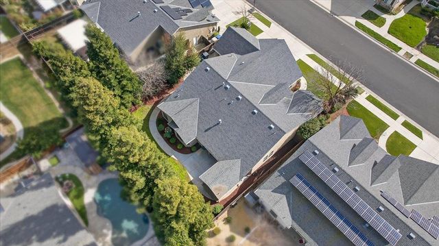 647 Moody Avenue, Clovis, CA 93619