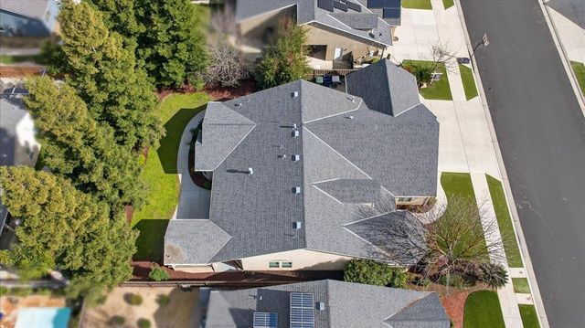 647 Moody Avenue, Clovis, CA 93619