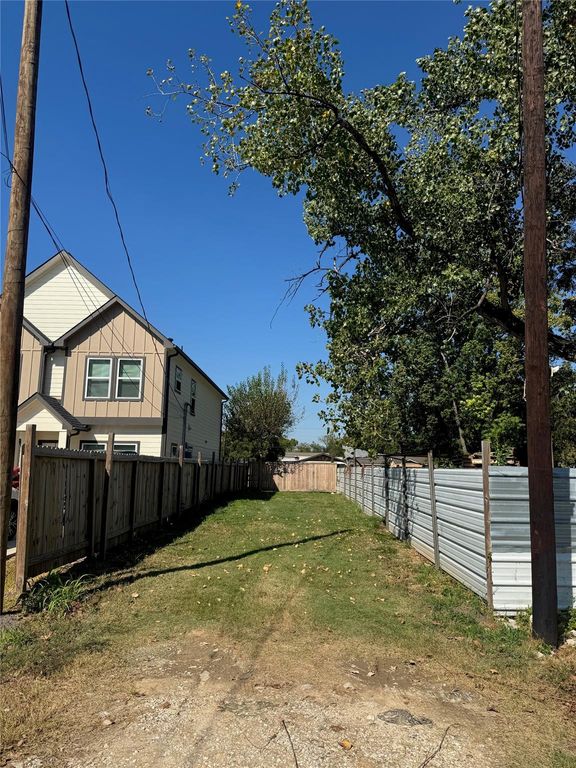 7713 St Louis Street, Houston, TX 77028