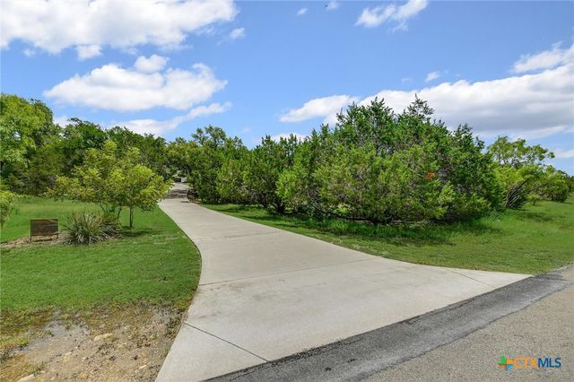 520 Murphy Drive, Bertram, TX 78605