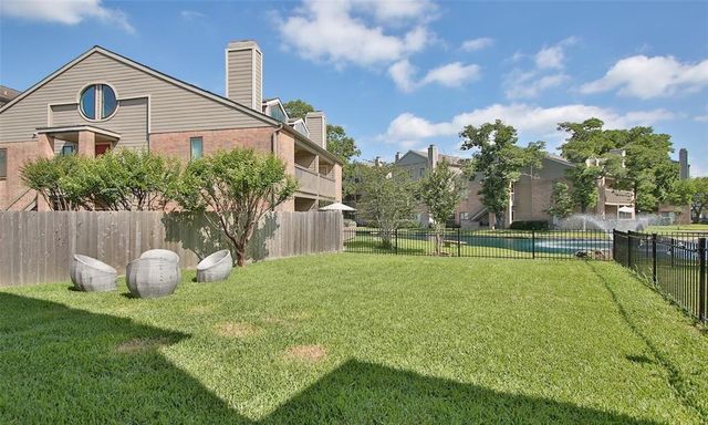 2103 Pueblito Drive, Houston, TX 77077