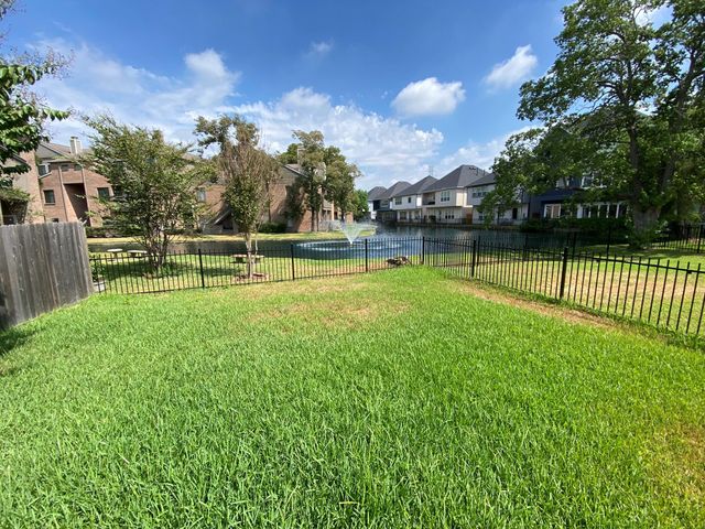 2103 Pueblito Drive, Houston, TX 77077