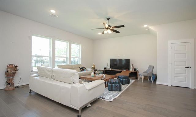 2103 Pueblito Drive, Houston, TX 77077