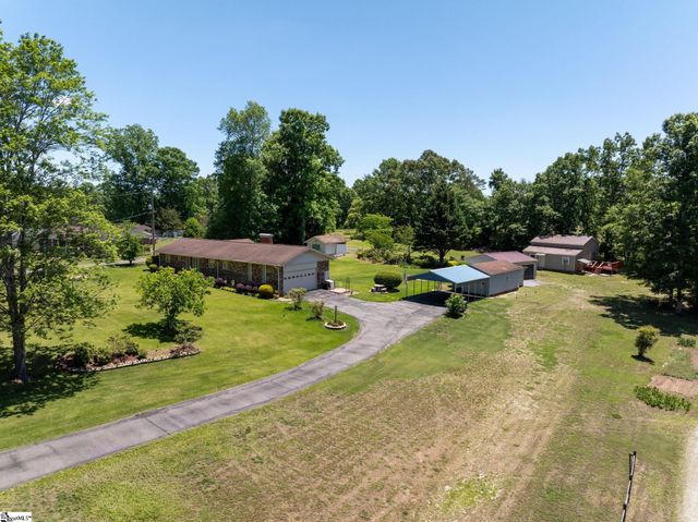 136 Bagwell Street, Easley, SC 29640