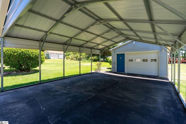 136 Bagwell Street, Easley, SC 29640