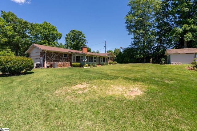 136 Bagwell Street, Easley, SC 29640