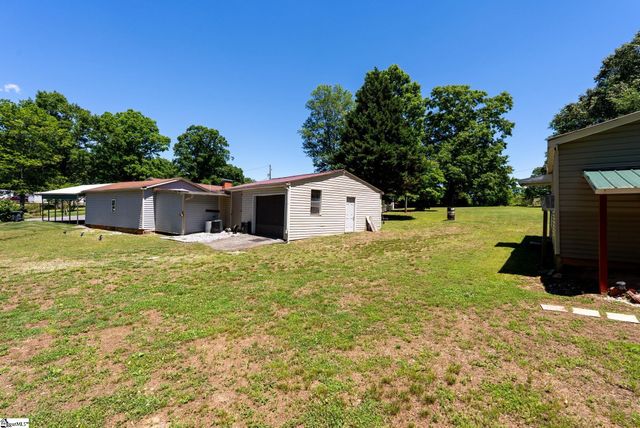 136 Bagwell Street, Easley, SC 29640