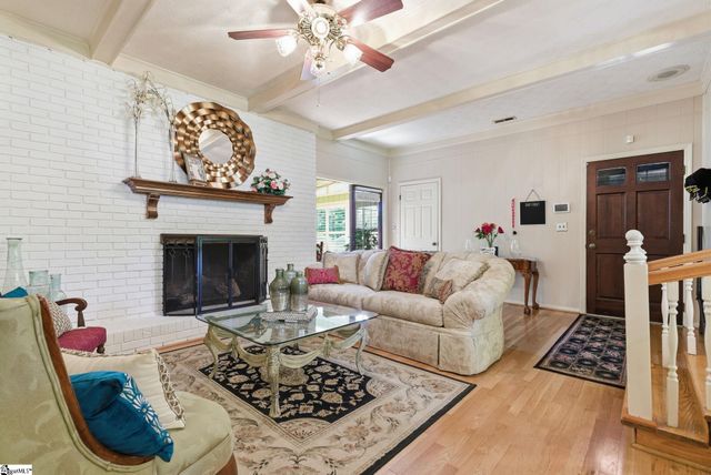 136 Bagwell Street, Easley, SC 29640