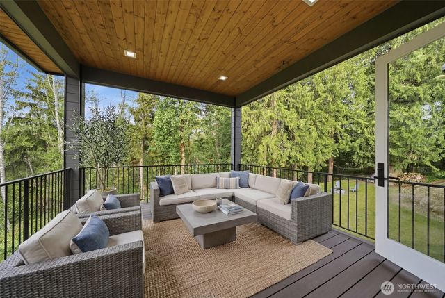 24068 Nookachamp Hills Drive, Mount Vernon, WA 98274