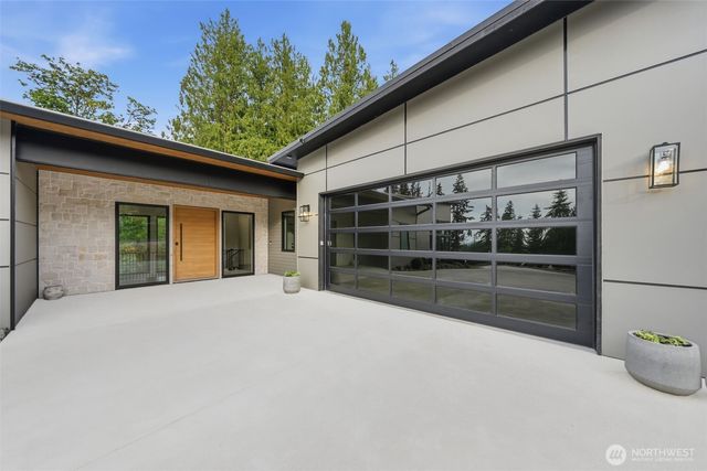 24068 Nookachamp Hills Drive, Mount Vernon, WA 98274