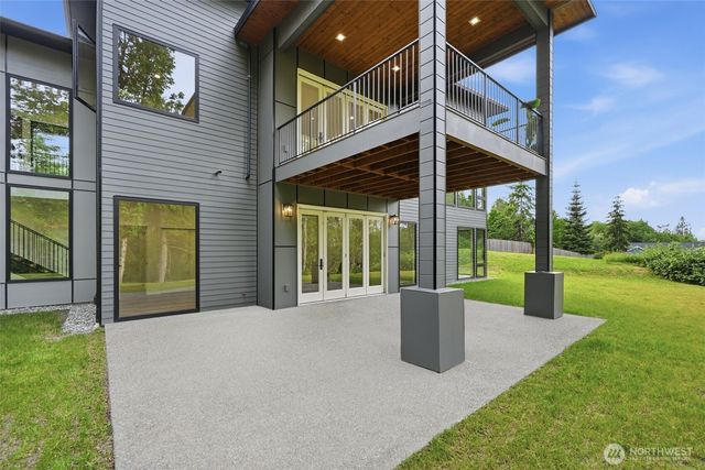 24068 Nookachamp Hills Drive, Mount Vernon, WA 98274