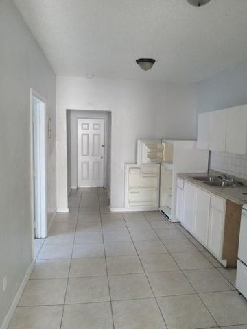 439-441 NW 18th Avenue, Fort Lauderdale, FL 33311