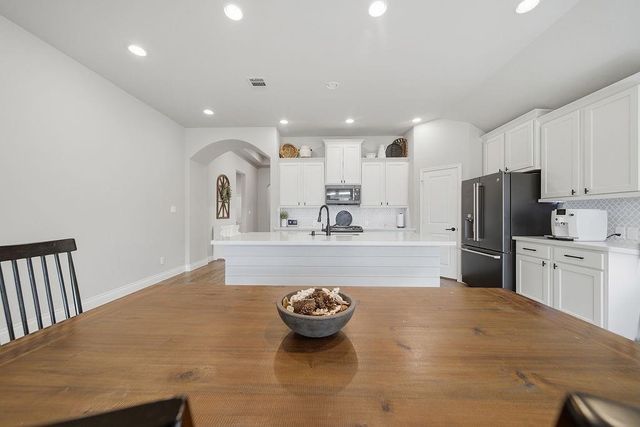 9231 Eckert Road, Rosharon, TX 77583