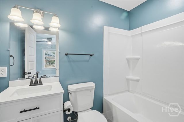 21 Sheridan Circle, Savannah, GA 31406