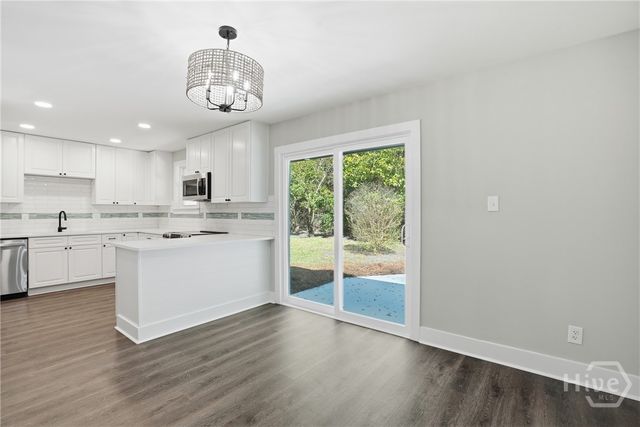 21 Sheridan Circle, Savannah, GA 31406