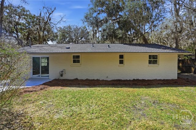 21 Sheridan Circle, Savannah, GA 31406