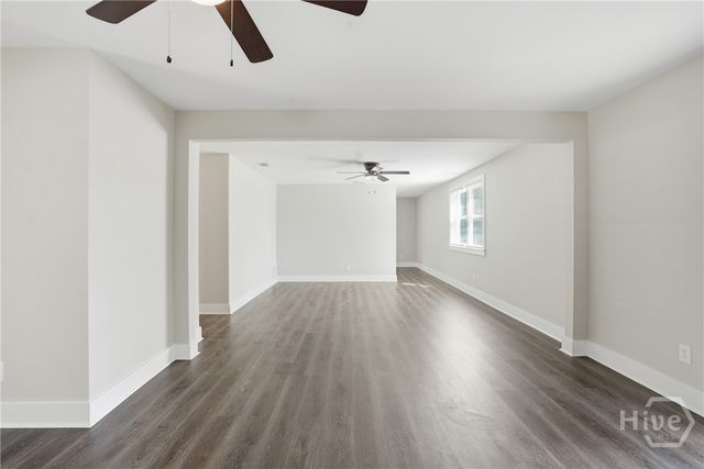 21 Sheridan Circle, Savannah, GA 31406