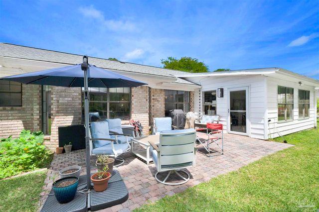 5034 Shoshone Dr, Pensacola, FL 32507