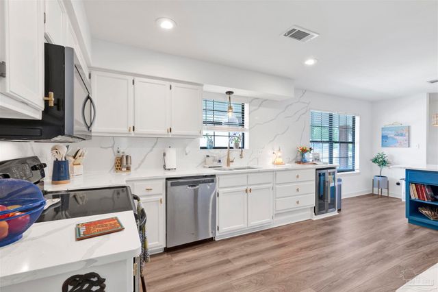 5034 Shoshone Dr, Pensacola, FL 32507
