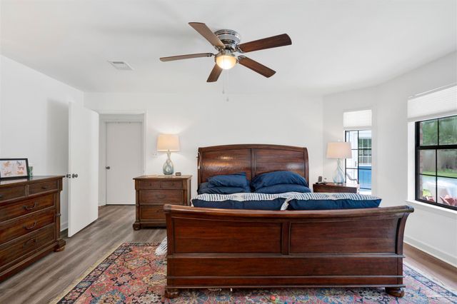 5034 Shoshone Dr, Pensacola, FL 32507