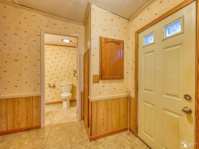 1189 Sunset Boulevard, Monroe, MI 48162