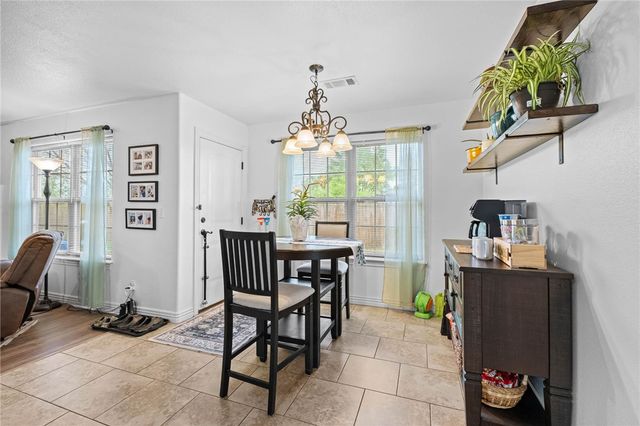 710 Bonnie Scotland Drive, Prairie Grove, AR 72753