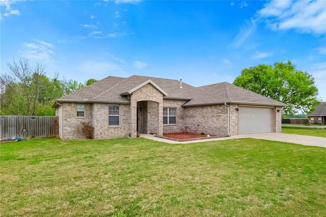 710 Bonnie Scotland Drive, Prairie Grove, AR 72753