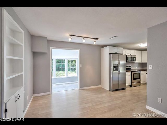 1040 B Street, New Smyrna Beach, FL 32168