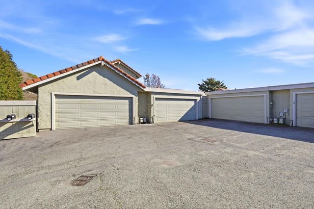 280 Crestview Drive, Watsonville, CA 95076