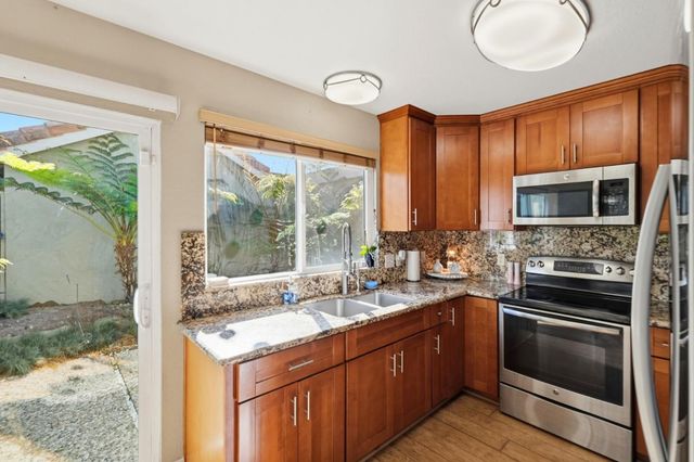 280 Crestview Drive, Watsonville, CA 95076