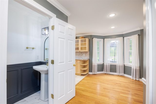 1469 Roods Lake Road, Lapeer, MI 48446
