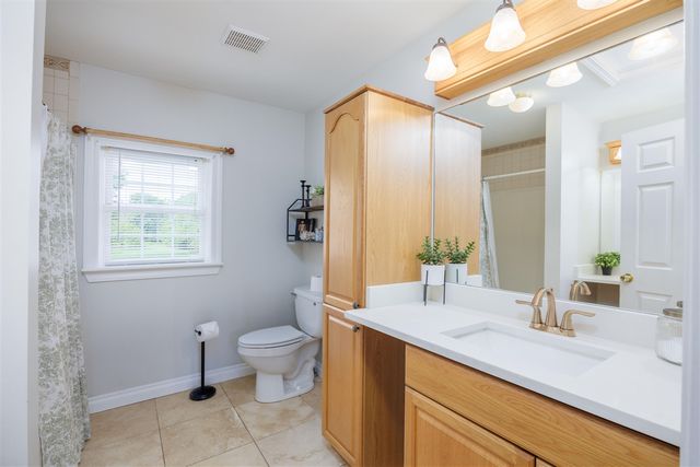 1469 Roods Lake Road, Lapeer, MI 48446